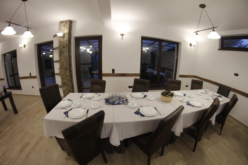 Casa Laur Cu Plaja Privata Colibiţa Exterior foto