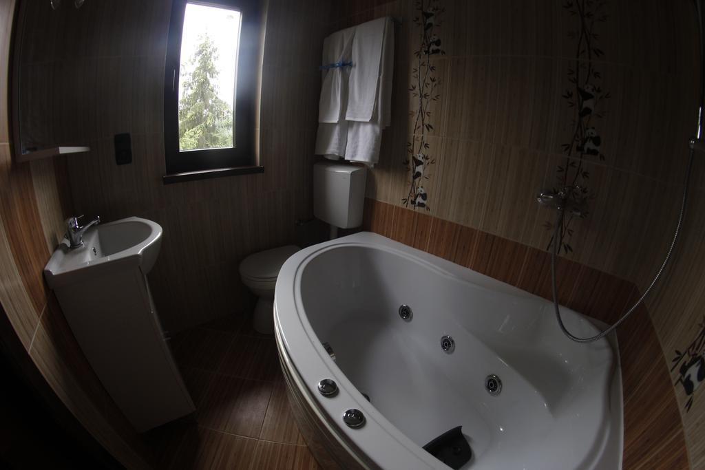Casa Laur Cu Plaja Privata Colibiţa Exterior foto